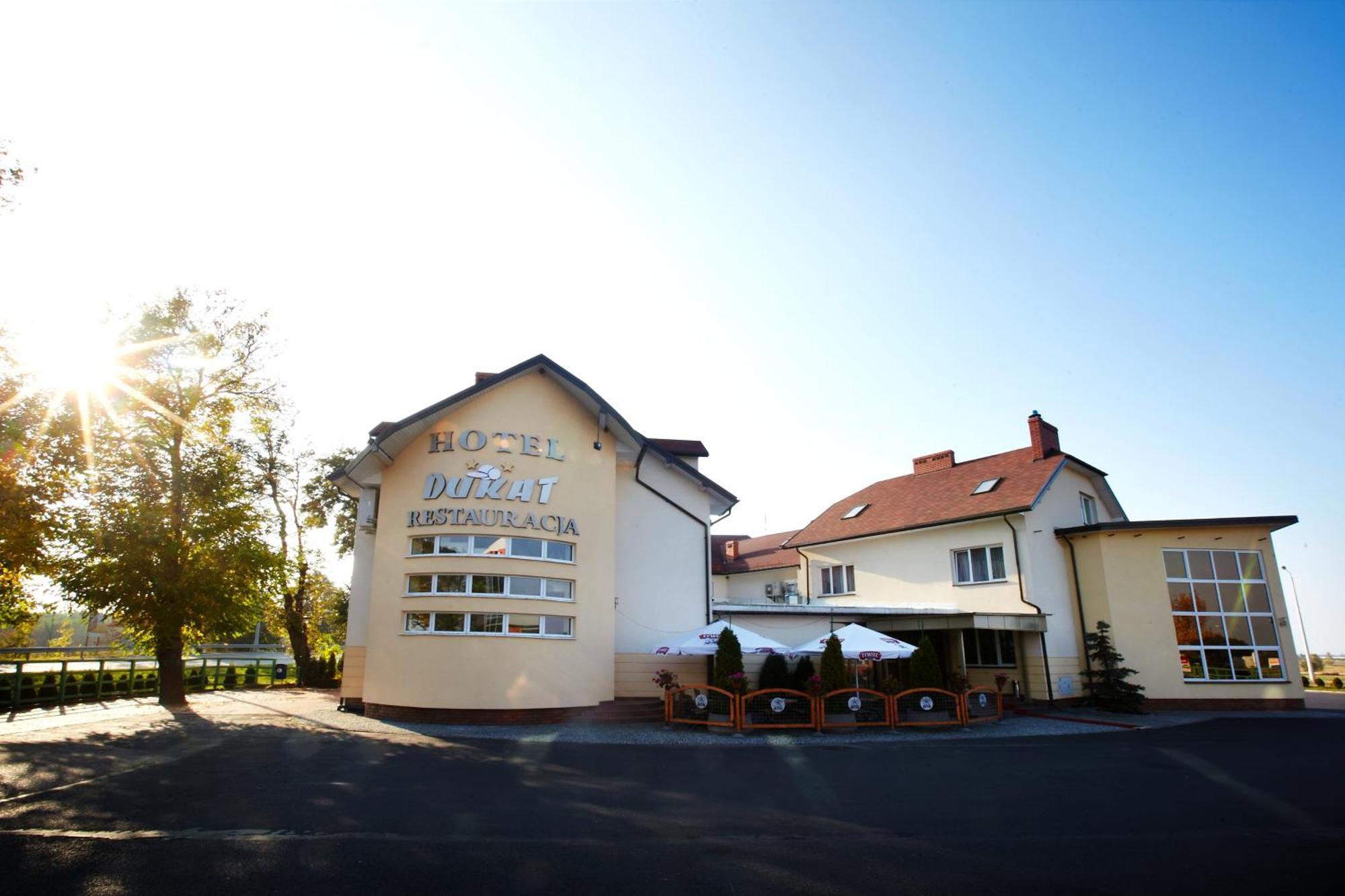 Hotel Dukat Бяла Подласка Екстериор снимка