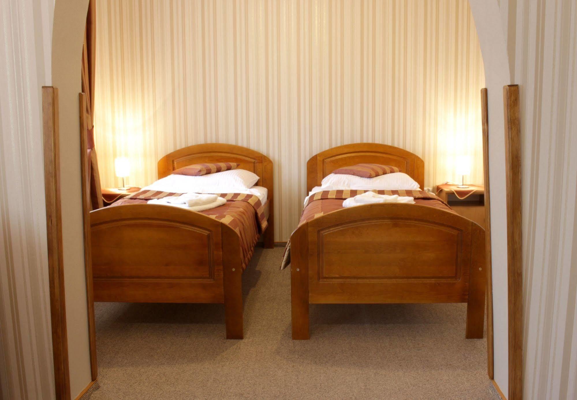 Hotel Dukat Бяла Подласка Екстериор снимка